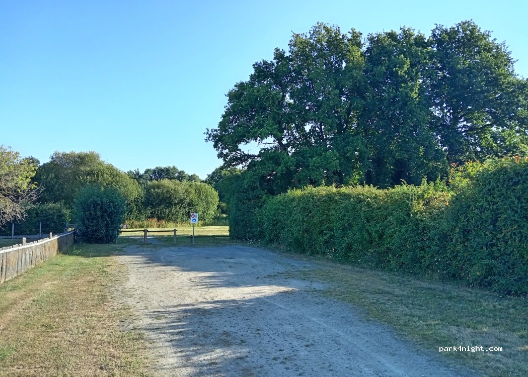 (44670) La Chapelle-Glain - 5B Rue du Pressoir — foto