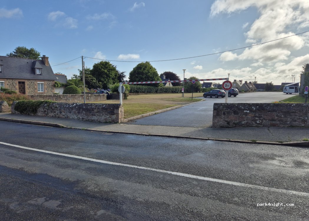 (22700) Perros-Guirec - 20 Rue des Patriotes — foto