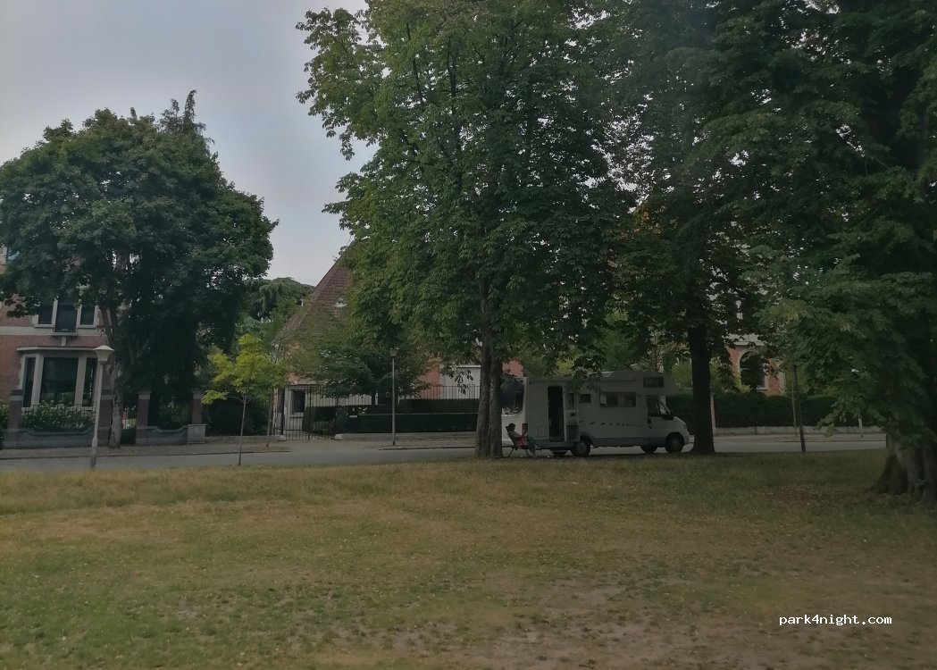 (9000) Gent - 17 Paul de Smet de Naeyerplein — foto 3
