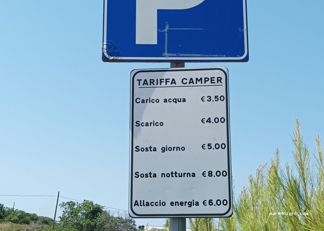 Area Sosta Camper Parco Nelson Mandela — foto