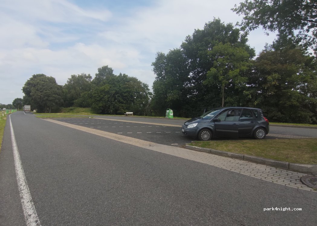 (26209) Hatten - Rastplatz — foto