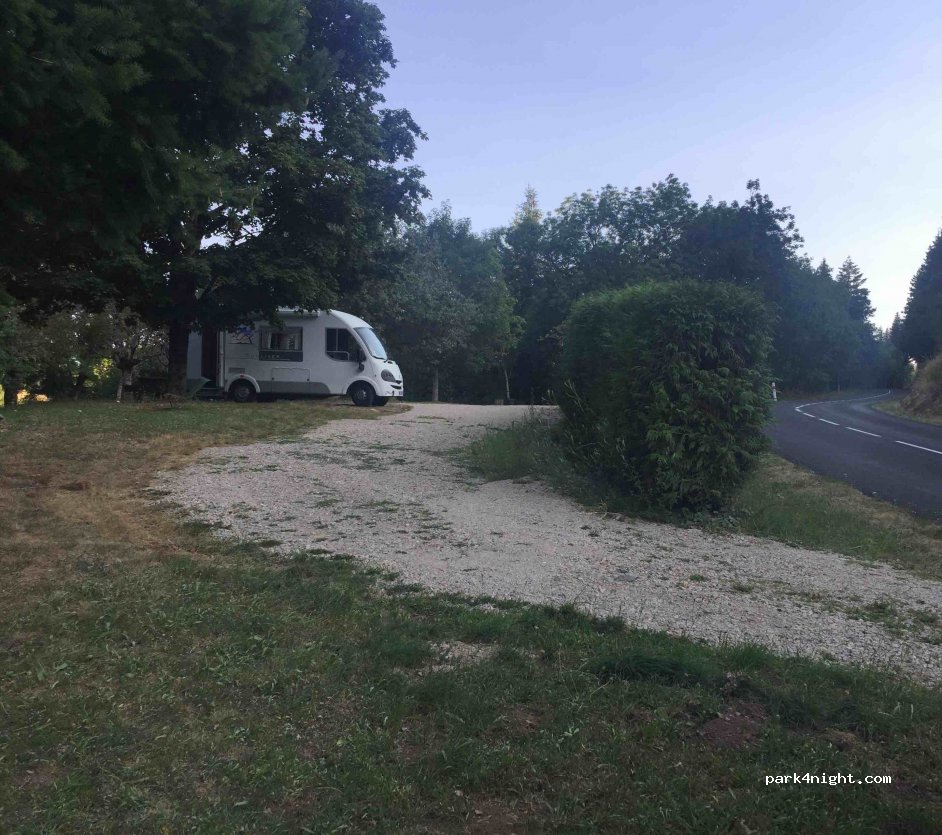 (12470) Saint-Chély-d'Aubrac - D19 — foto 2