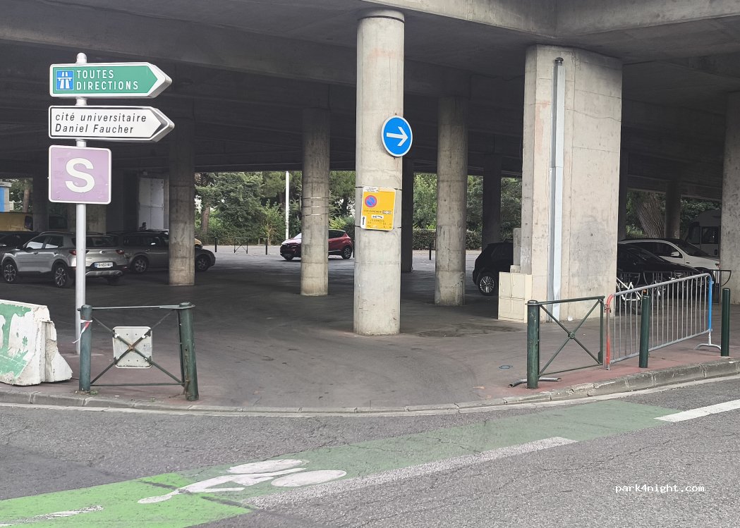 (31400) Toulouse - Unnamed Road — foto 2