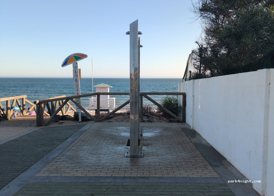(21810) Palos de la Frontera - 143 Avenida Conquistadores — foto