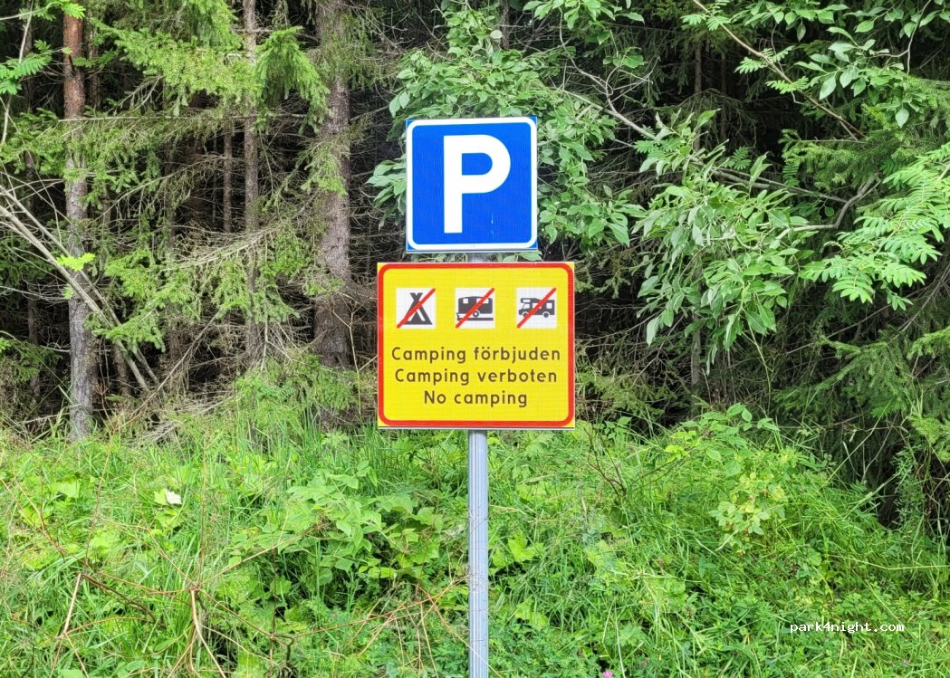 (832 93) Frösön - Unnamed Road — foto