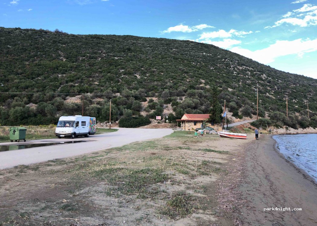 (350 13) Pelasgia - Unnamed Road — foto 2