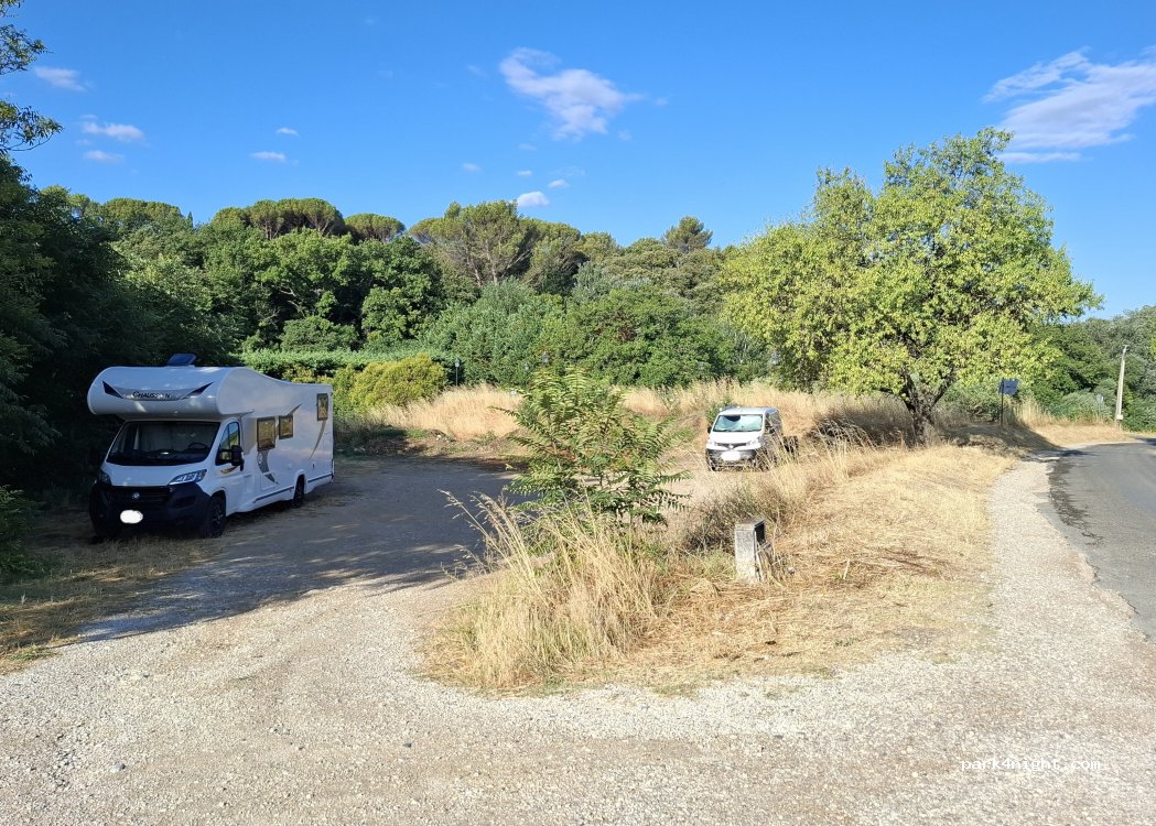(84160) Lourmarin - 10 Chemin des Grandes Bastides — foto 2