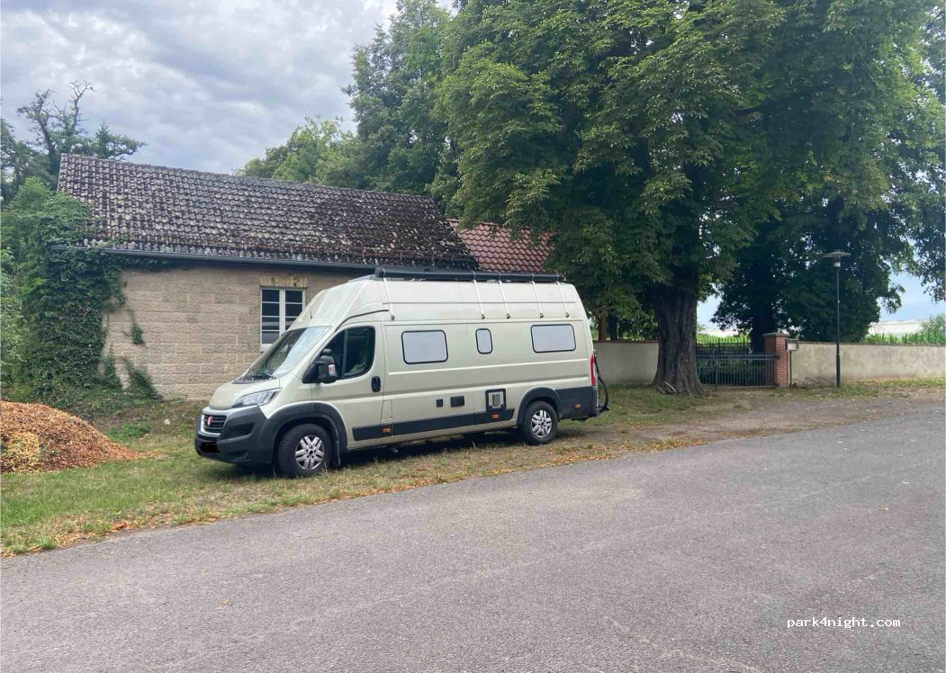 (15837) Baruth/Mark - 37 An der B115 — foto