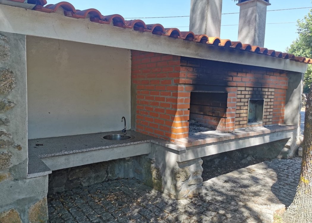 (6300-175) Pousade - 1 Avenida das Quintãs — foto 3