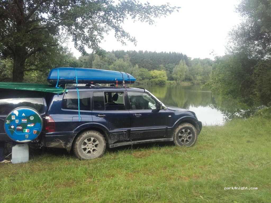 (57480) Rettel - Unnamed road / Buxaie du Pällembësch — foto