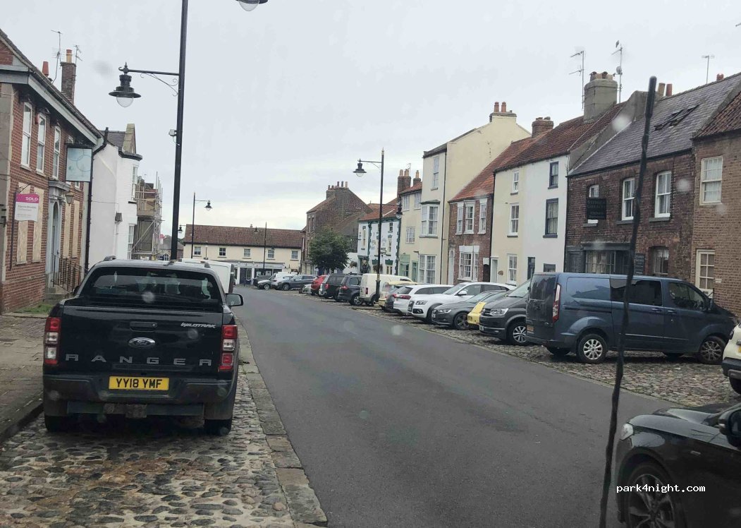 (YO16 4QL) Bridlington - 34A Market Place — foto