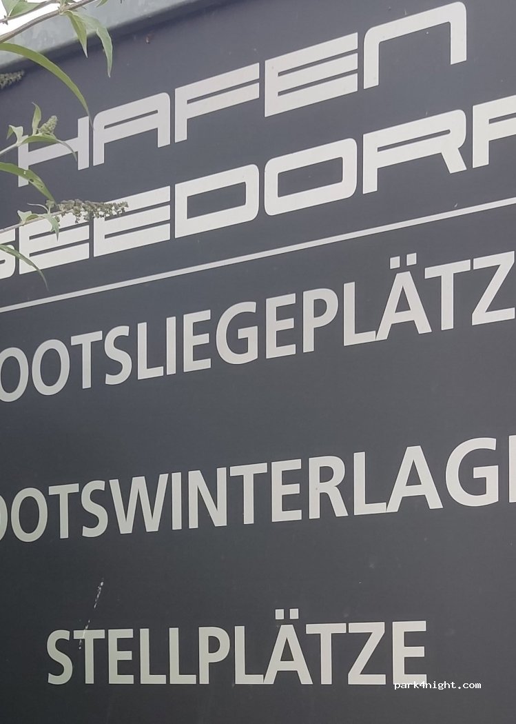 Wohnmobilstellplatz Hafen Seedorf — foto