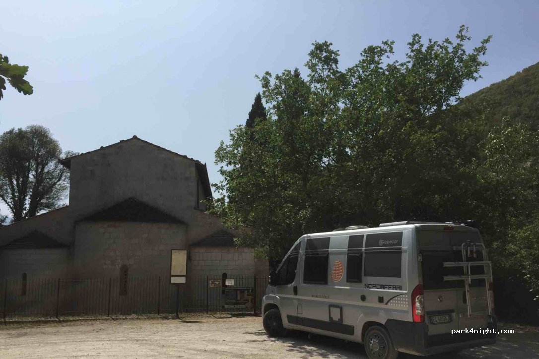 (67022) Capestrano - Strada Statale 602 — foto