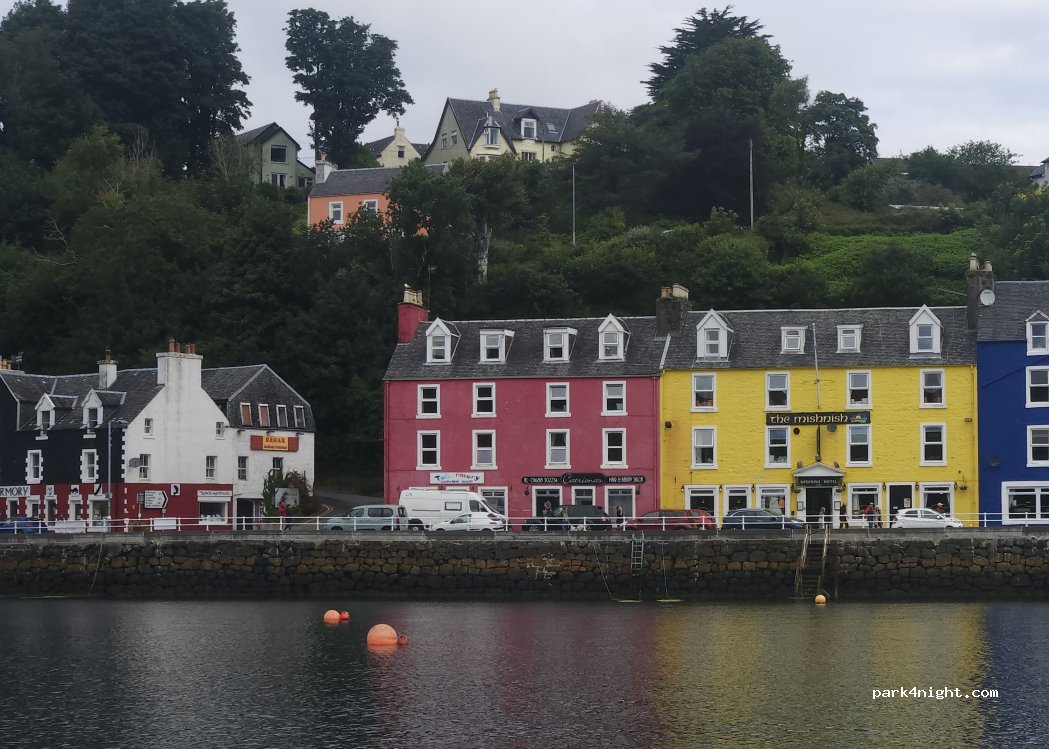 (PA75 6NU) Tobermory - Main Street — foto 3