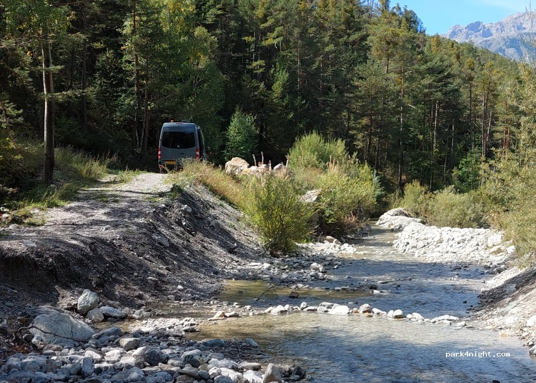 (05100) Briançon - Chemin du Pont Baldy — foto 3