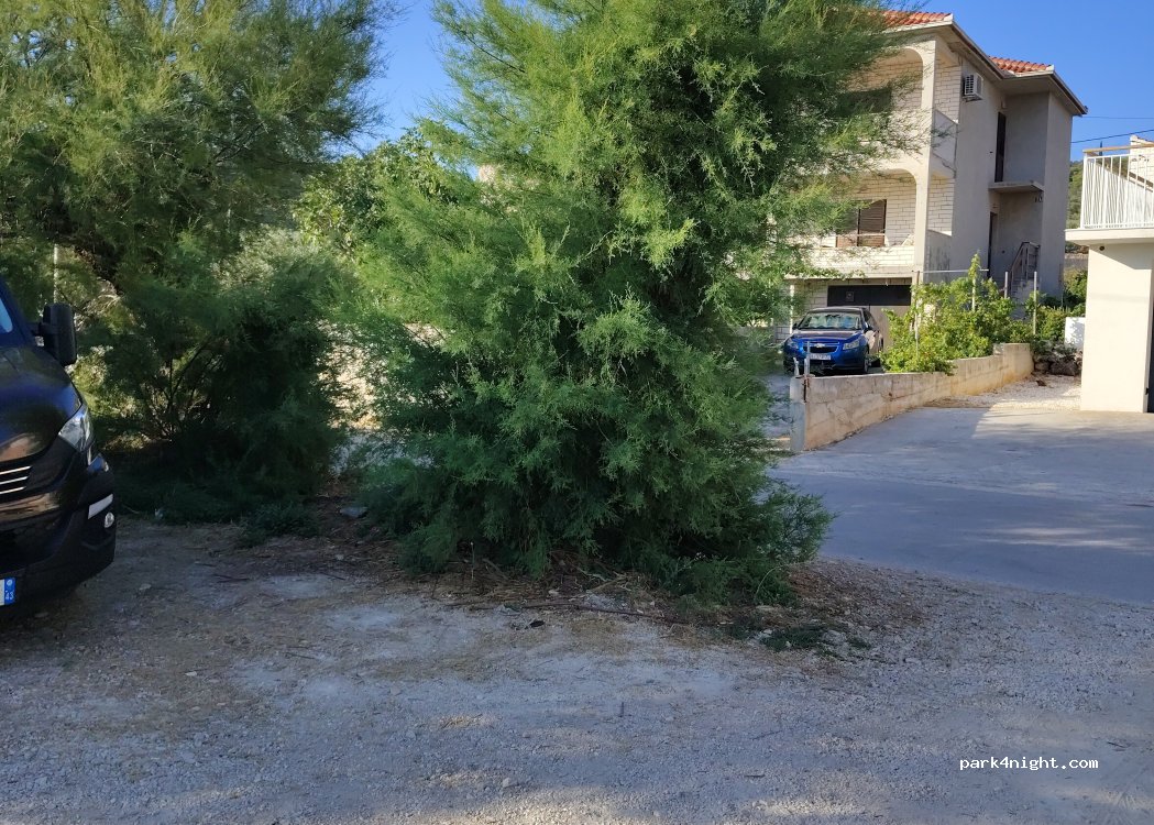 (21224) Slatine - 70 Zvonimirova Obala — foto 2