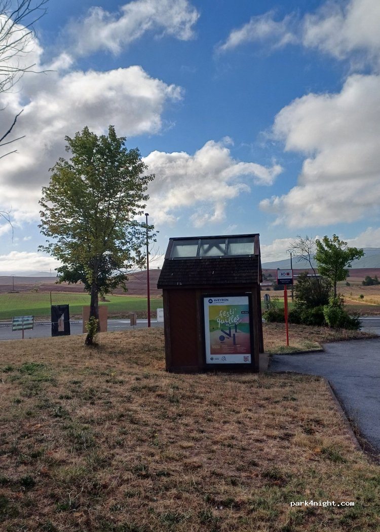 (12400) Rebourguil - 1 Chemin du Petit Saint-Jean — foto 2