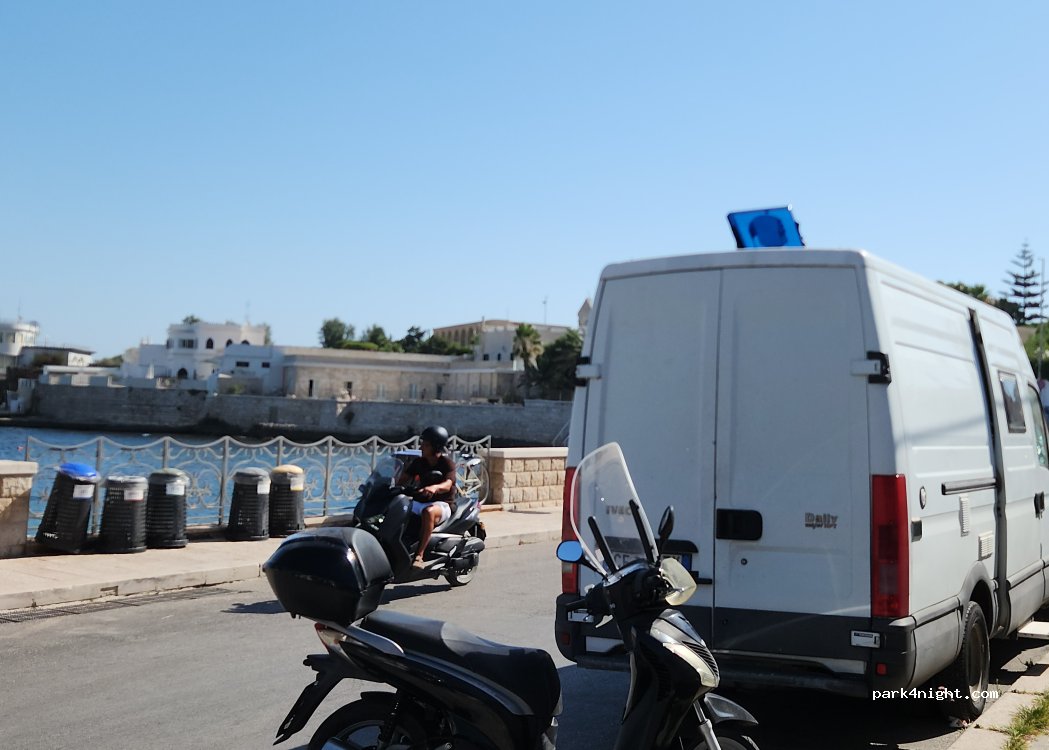 (76125) Trani - 166 Lungomare Cristoforo Colombo — foto