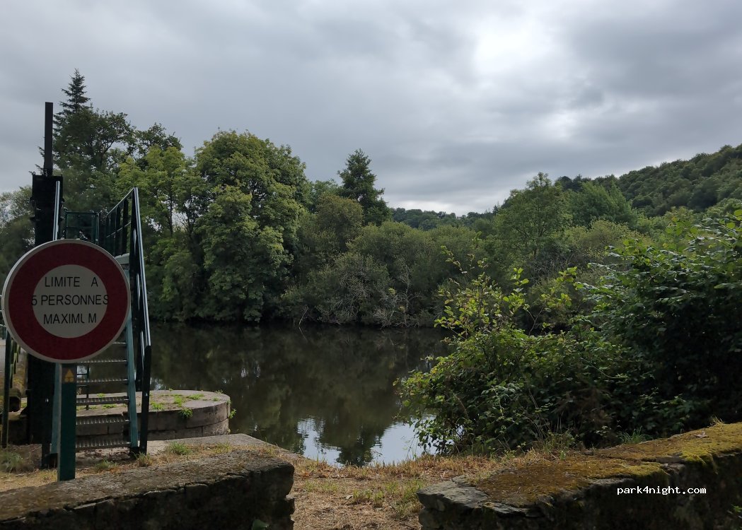 (29520) Châteauneuf-du-Faou - 3 Boudrac'h — foto
