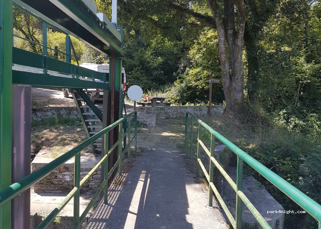 (29520) Châteauneuf-du-Faou - 3 Boudrac'h — foto 2