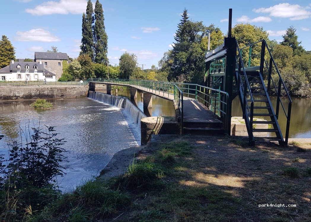 (29520) Châteauneuf-du-Faou - 3 Boudrac'h — foto 3