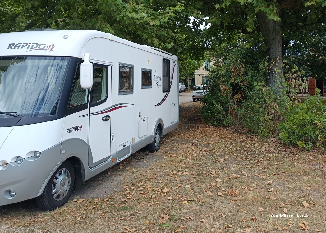 (40420) Garein - 45 Place des Platanes — foto 2