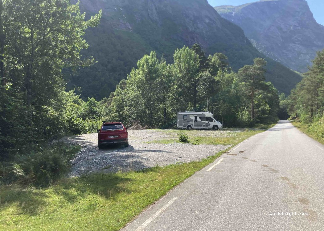 (6472) Eikesdal - 2460 Eikesdalsvegen — foto