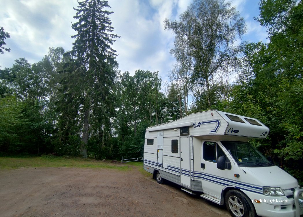 (583 60) Fettjestad - Unnamed Road — foto 2