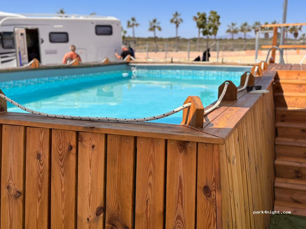 Lomas de Balsares Camper Park en Alicante — foto 2