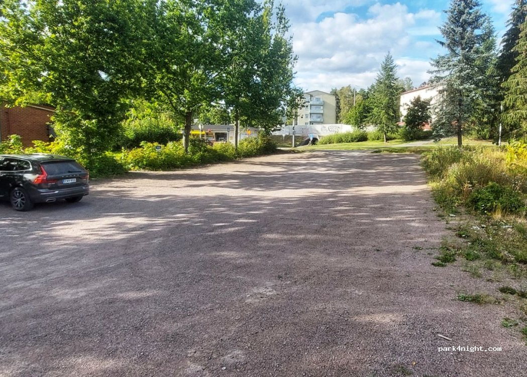(45100) Kouvola - 18 Varuskuntakatu — foto