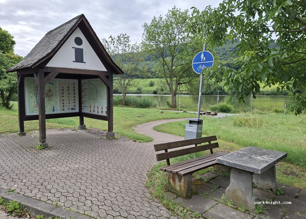 (56856) Zell (Mosel) - 63 In Spay — foto 3