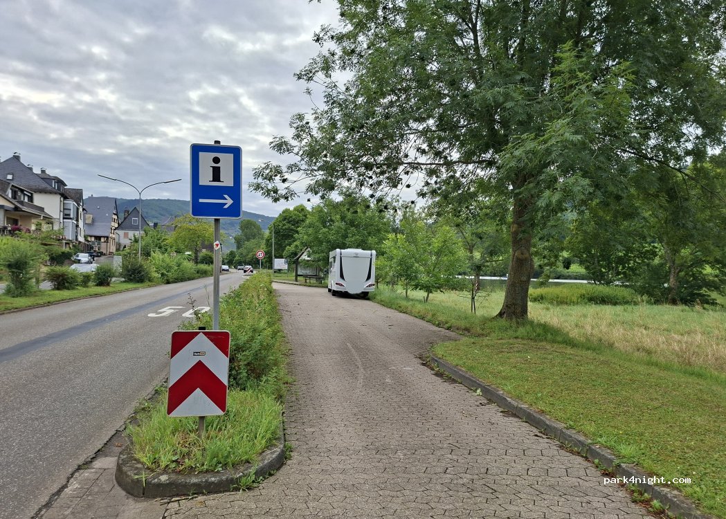 (56856) Zell (Mosel) - 63 In Spay — foto 4