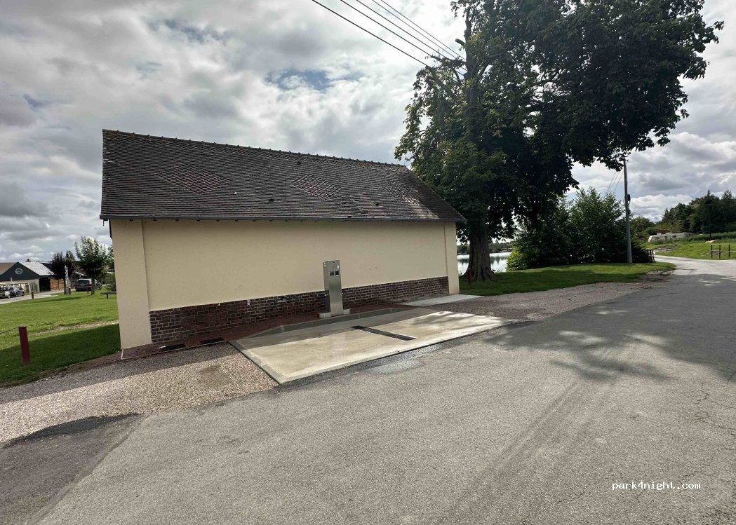 (60112) Milly-sur-Thérain - 38 Allée de la Tanche — foto 2