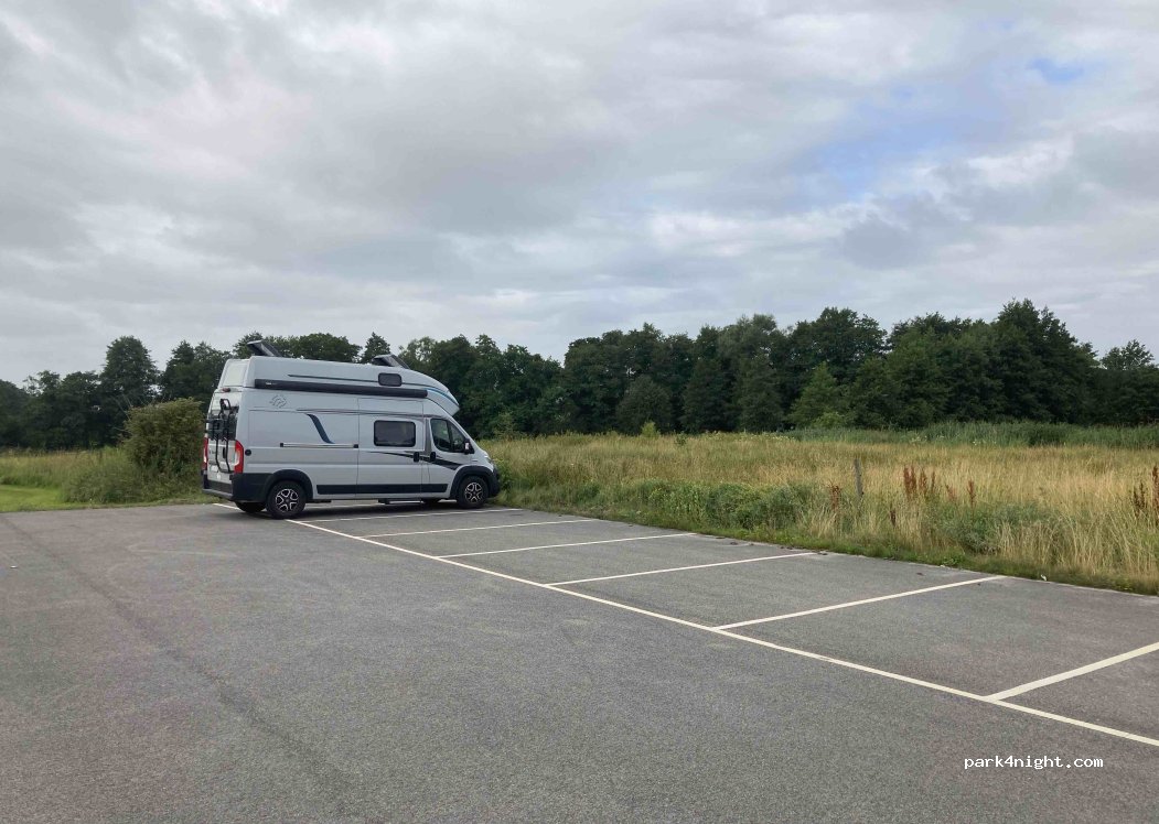 (455 61) Dingle - 8 Idrottsvägen — foto