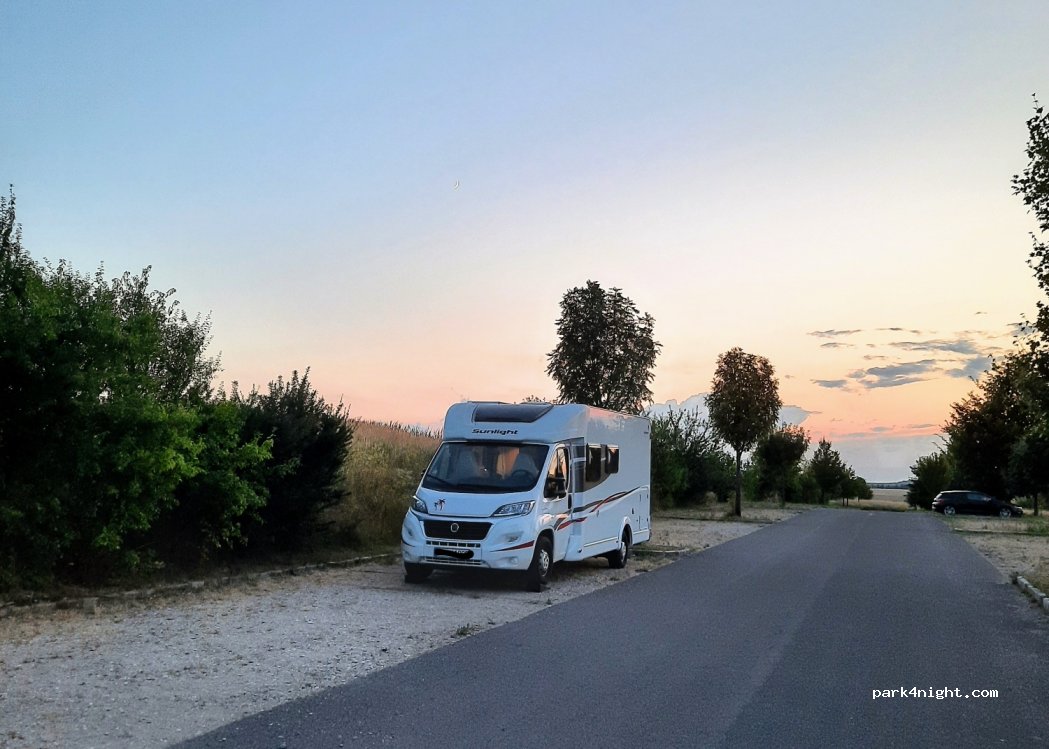 (2224) Niedersulz - 250 Niedersulz — foto 3