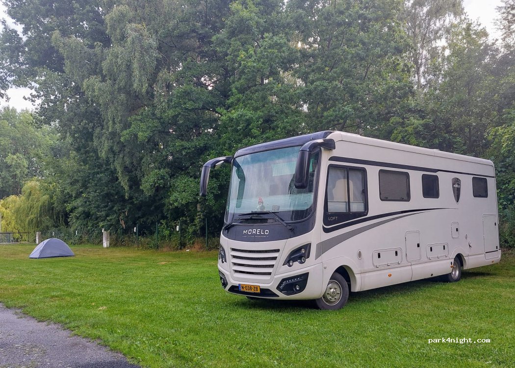 Caravan camp Jiskra Nový Bor — foto