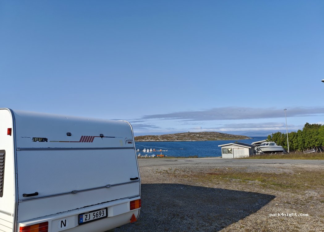 (9612) Forsøl - 24 Sandbuktveien — foto