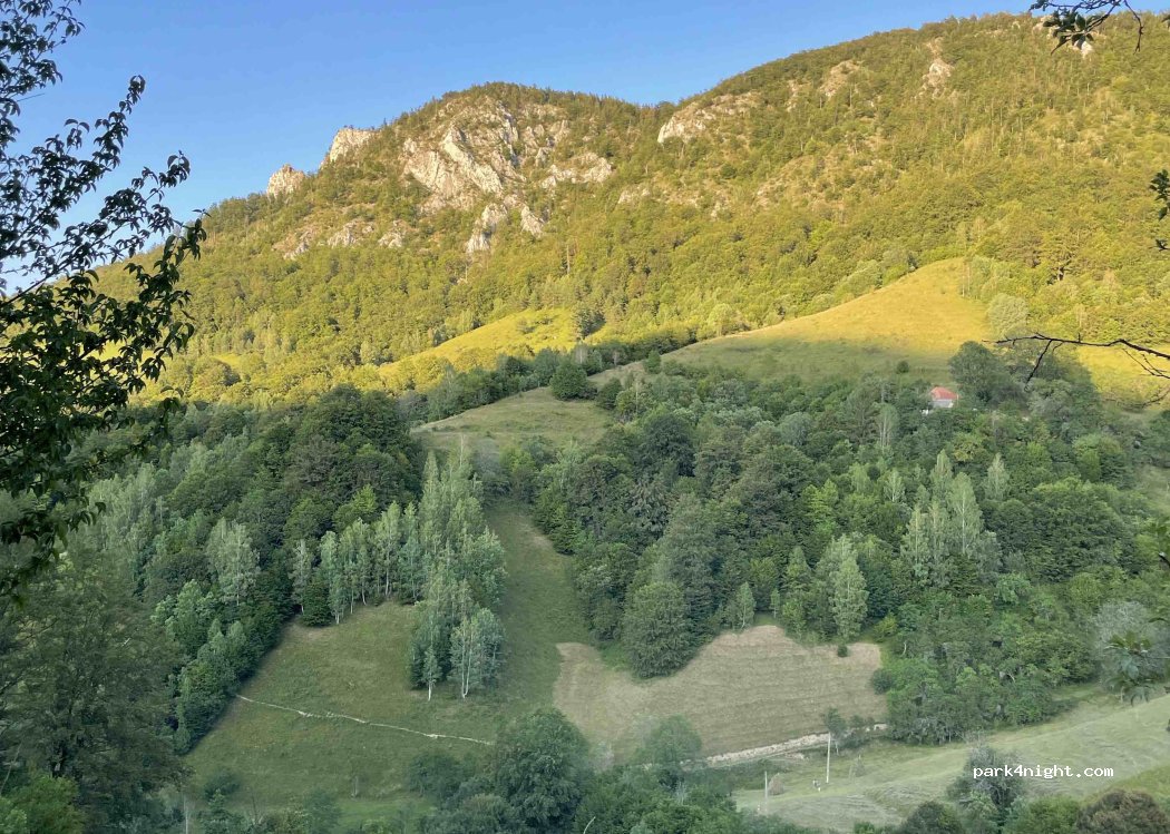 (517591) Boțani - — foto