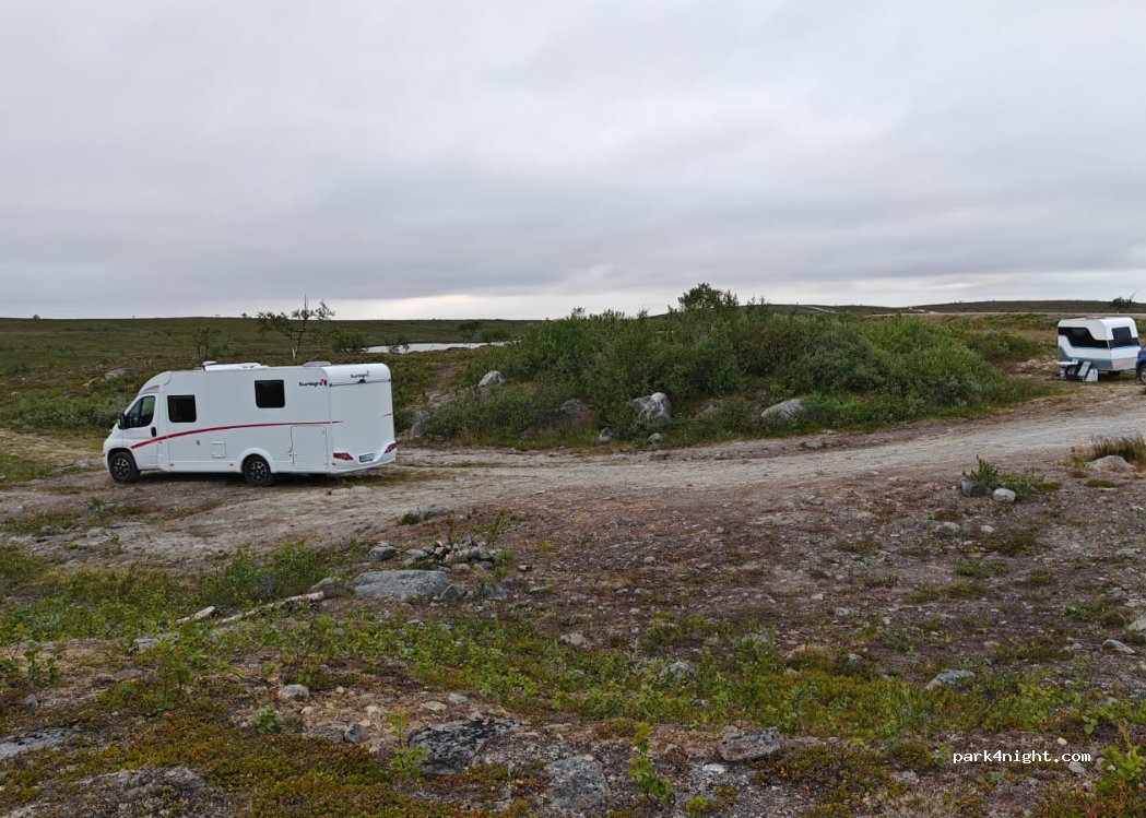 (99990) Nuorgam - 496 Pulmankijärventie — foto