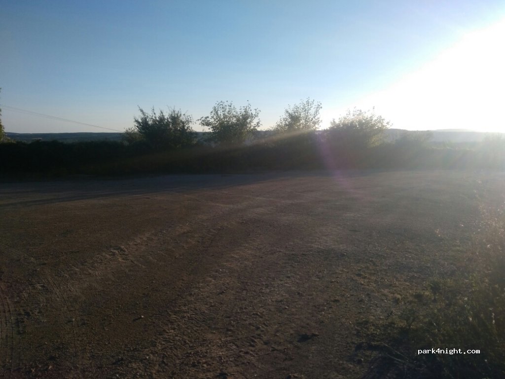 (12520) Verrières - Vezouillac — foto 2