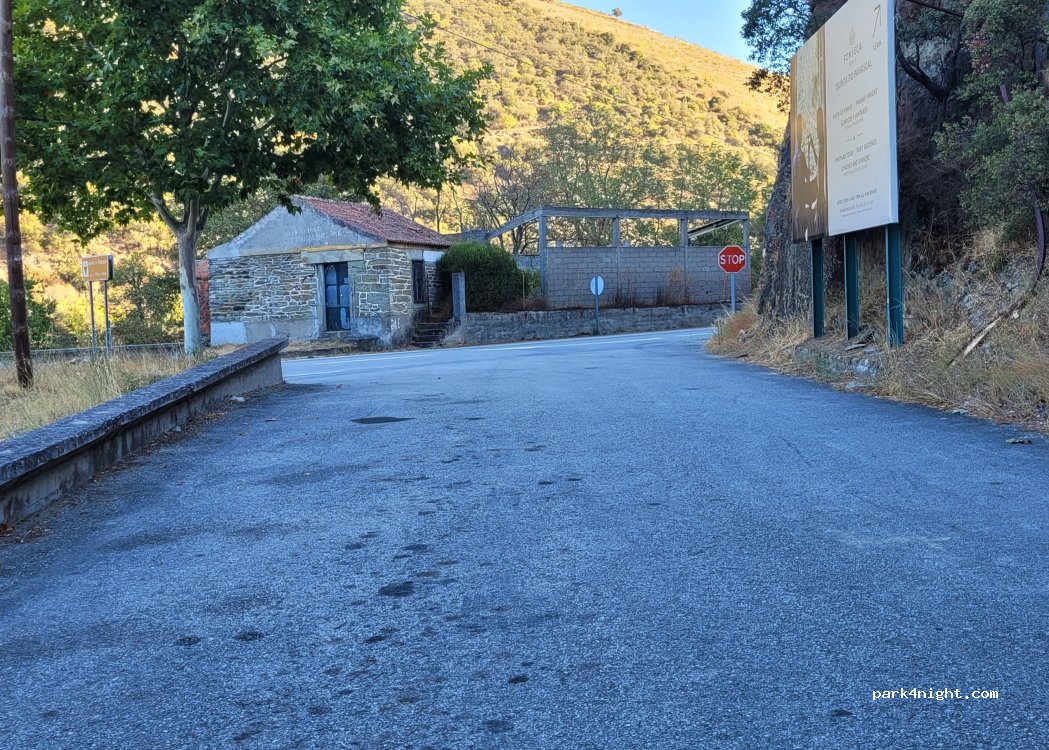 (5120) Barcos - Unnamed Road — foto