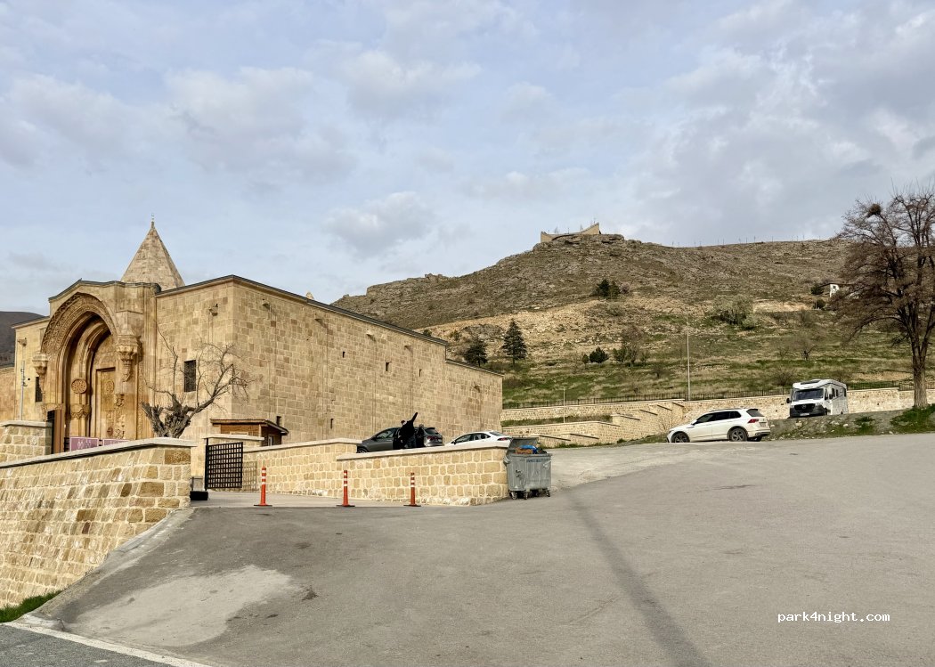 (58300) Divriği - Pk:58300 Ulu Cami Caddesi — foto 3