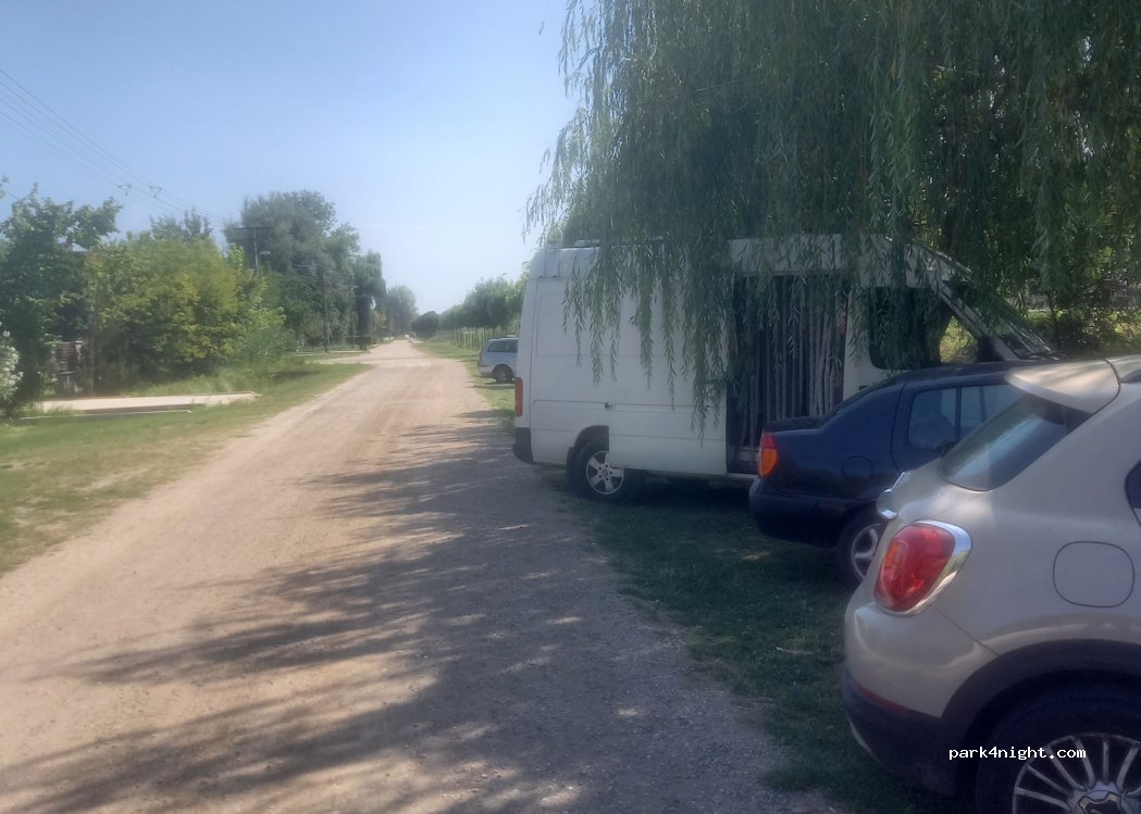 (8621) Zamárdi - 4 Deák Ferenc sétány — foto