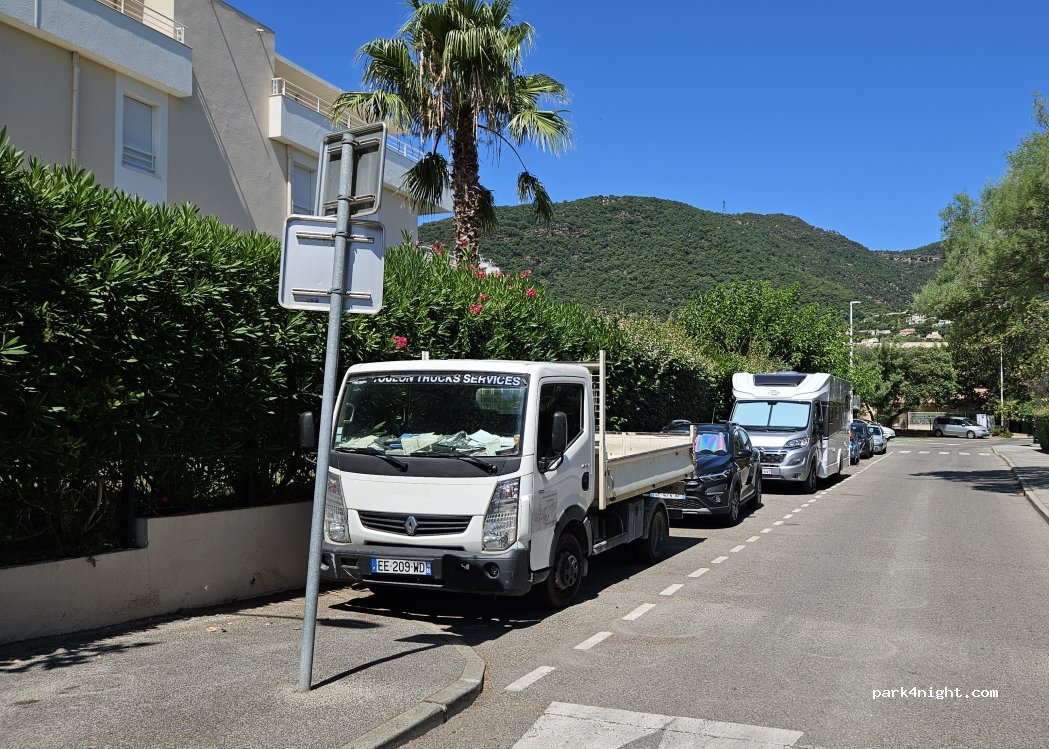 (83240) Cavalaire-sur-Mer - 441 Chemin des Canissons — foto