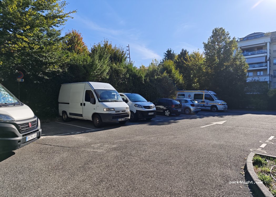 (74940) Annecy - Rue des Fretes — foto