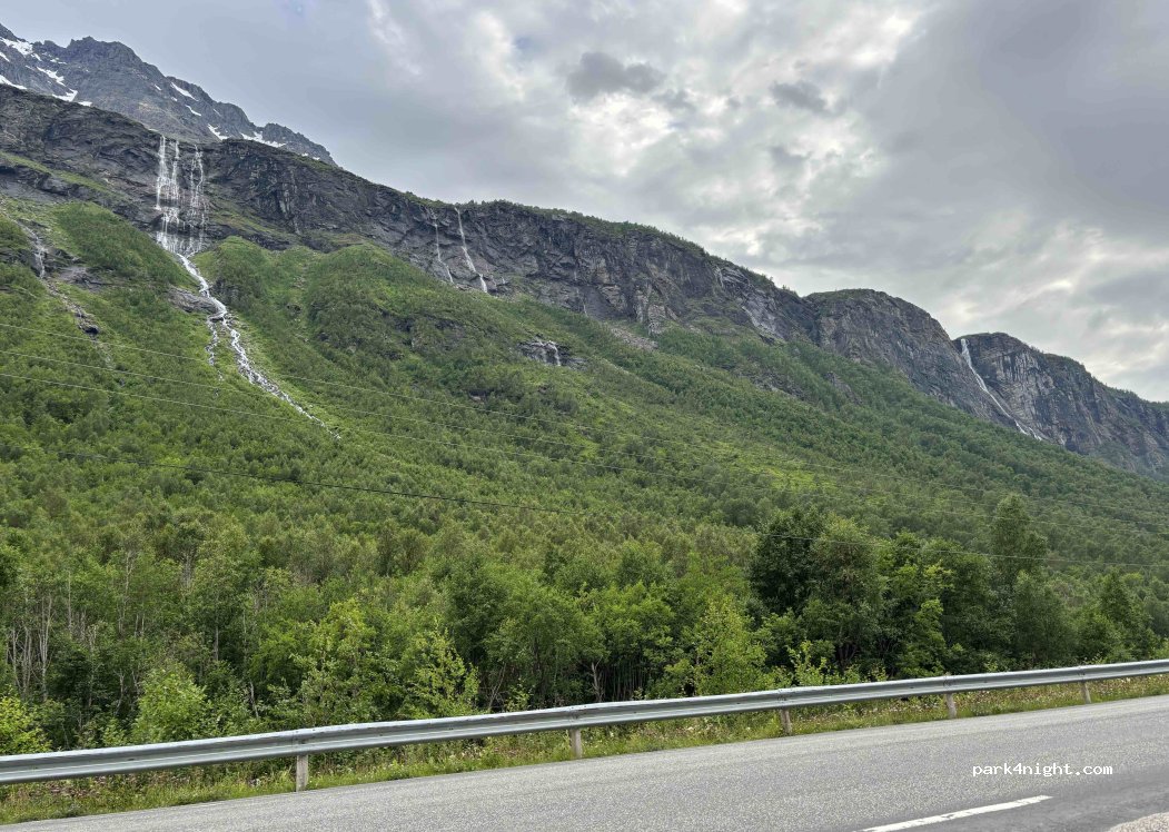 (9357) Tennevoll - Spansdalveien — foto