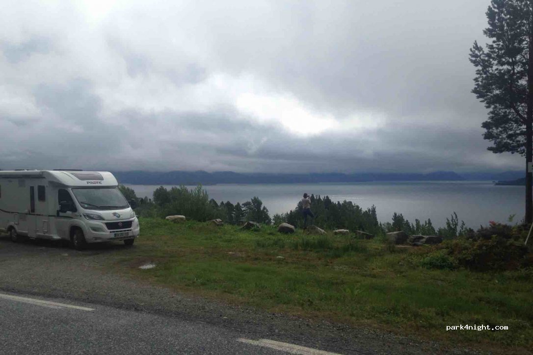 (6590) Comté de Møre og Romsdal - 660 Fylkesveg 370 — foto