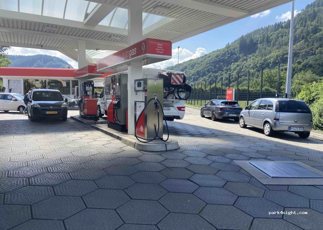 (56841) Traben-Trarbach - Rißbacher Straße — foto