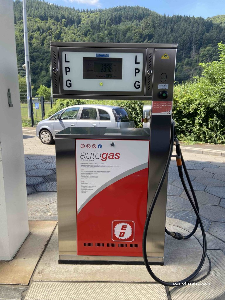 (56841) Traben-Trarbach - Rißbacher Straße — foto 2