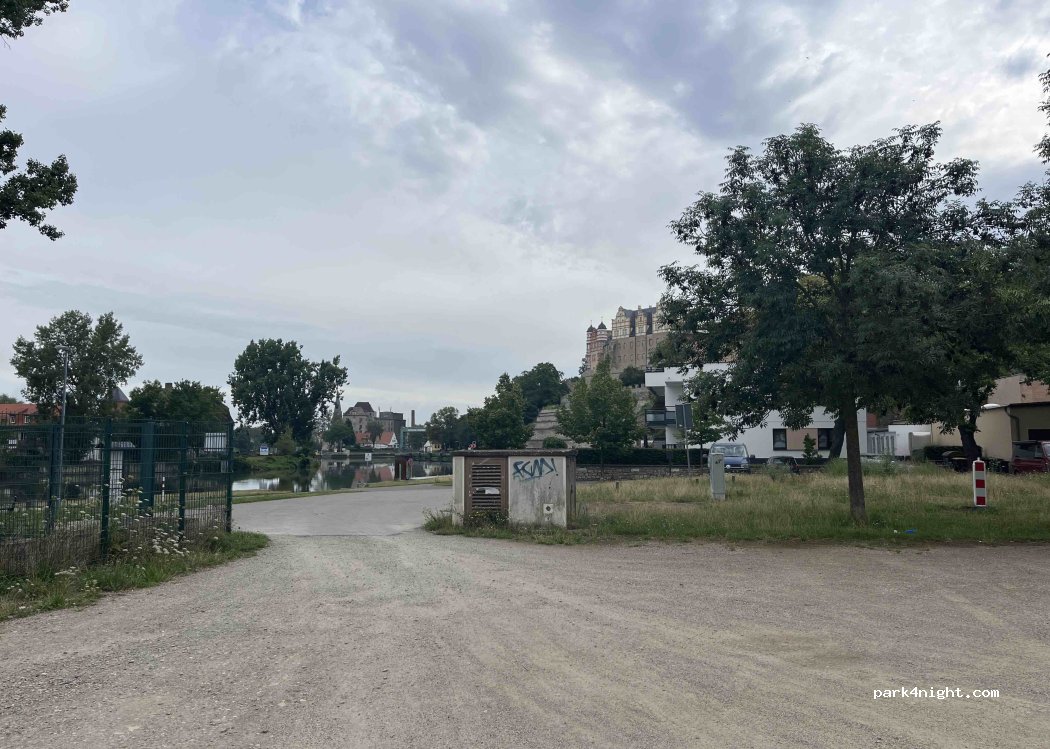 (06406) Bernburg - Töpferwiese — foto